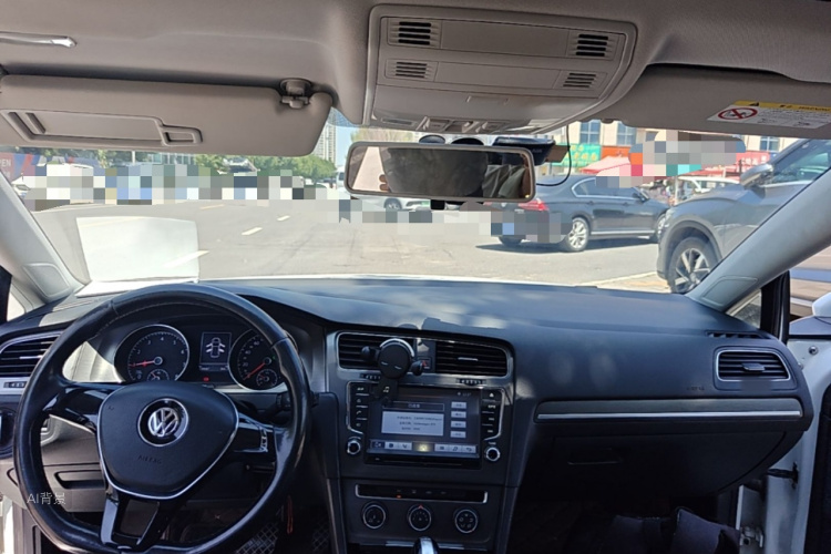 Volkswagen Golf 2016 car image #11