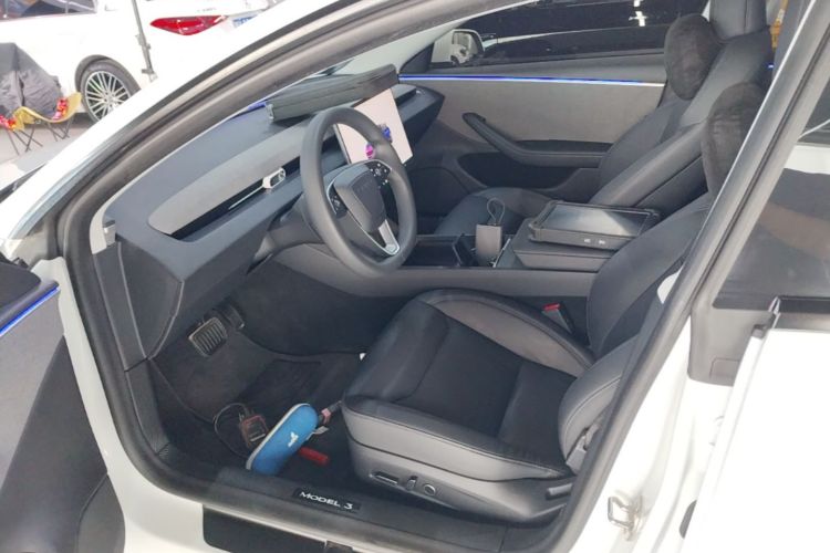 Tesla Model 3 2024 car image #15