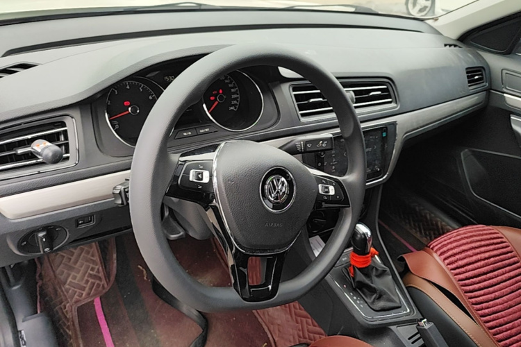 Volkswagen Lavida 2020 car image #11