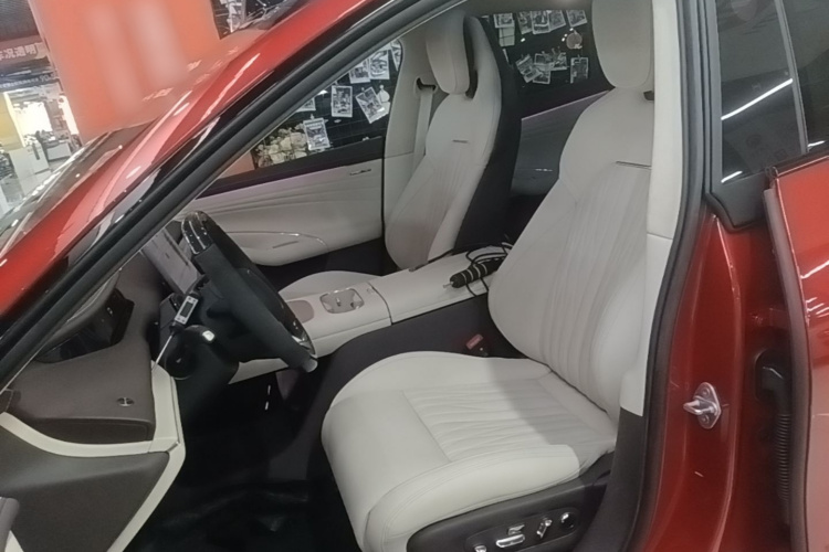 2026 #15 2026 immagine di auto #15