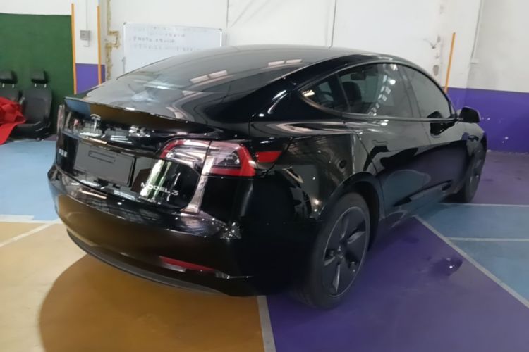 Tesla Model 3 2022 car image #7
