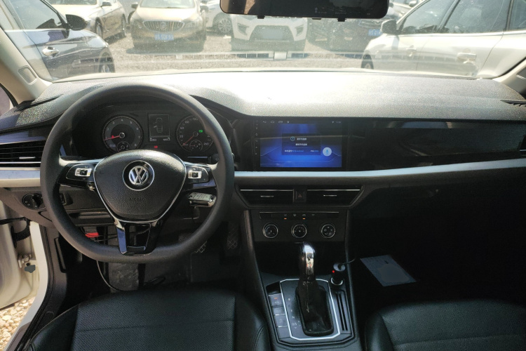 Volkswagen Lavida 2019 #10 Volkswagen Lavida 2019 car image #10