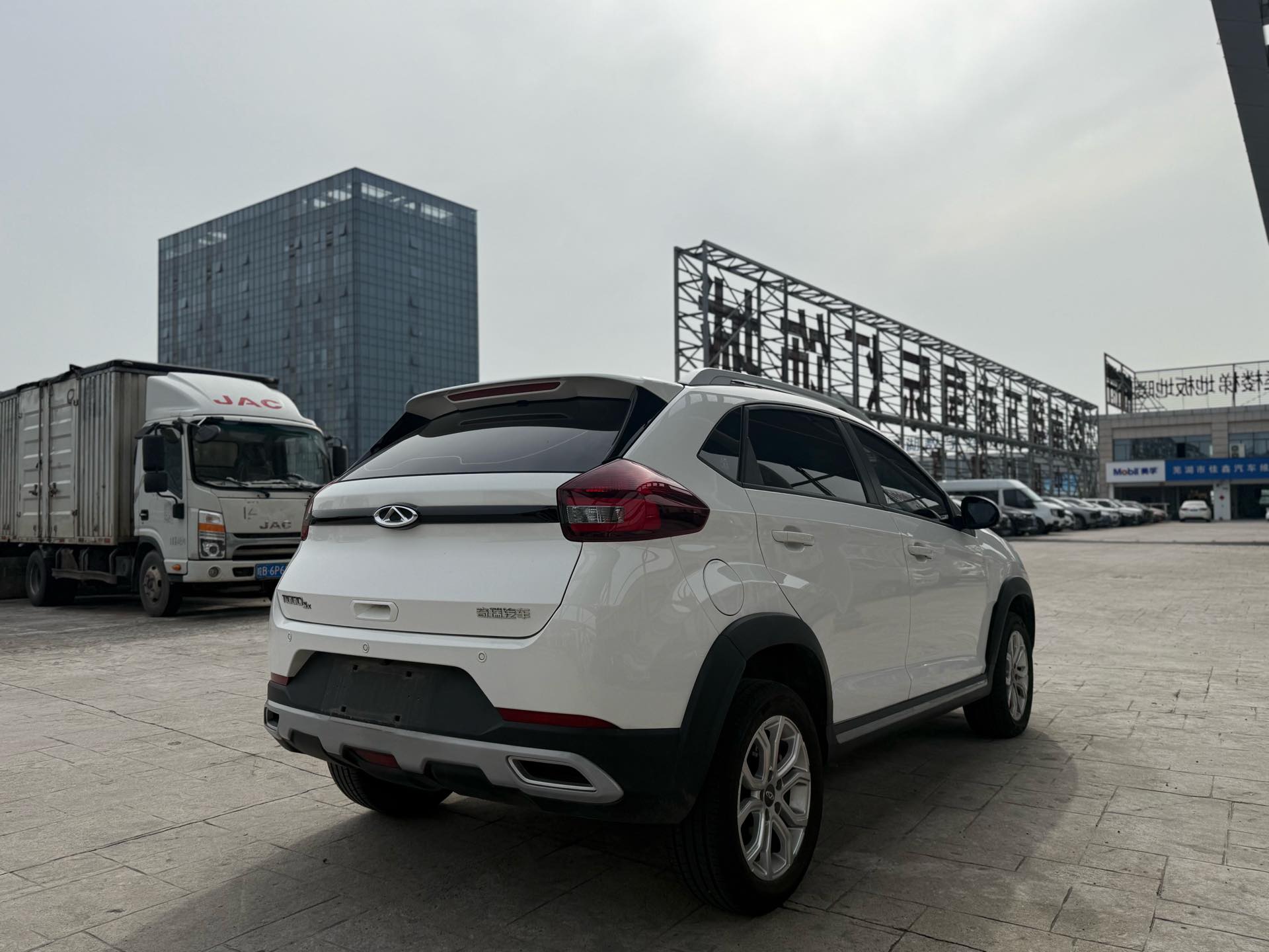 Chery Tiggo 3x 2021 immagine di auto #5