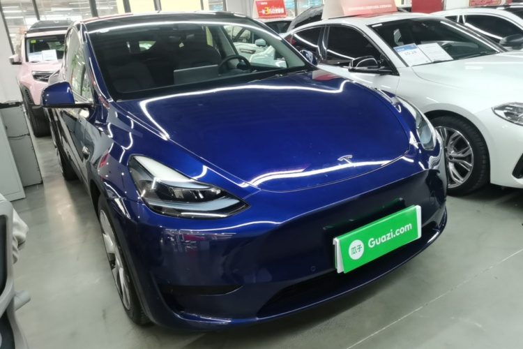 Tesla Model Y 2022 #6 Tesla Model Y 2022 car image #6