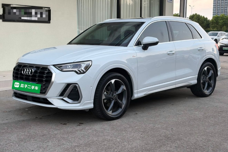 Audi Q3 2023 #2 Audi Q3 2023 car image #2