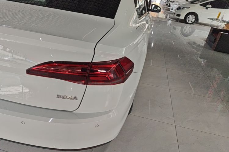 Volkswagen Bora 2020 car image #8