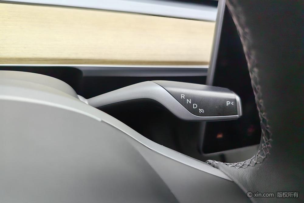 Tesla Model 3 2022 car image #15