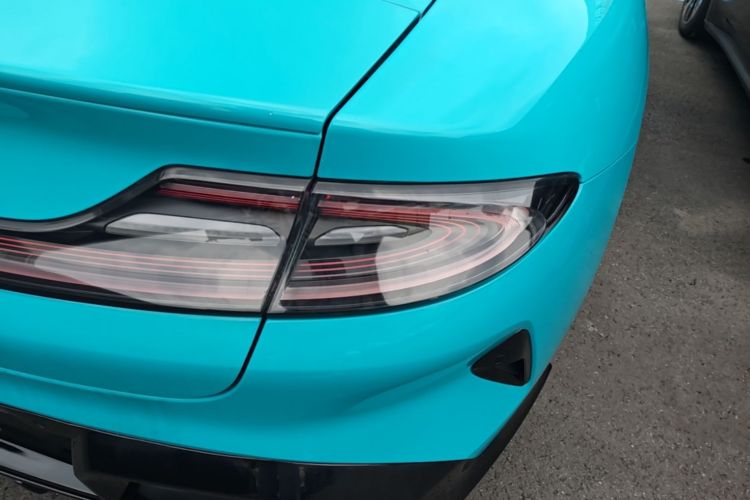 MI SU7 2024 car image #8