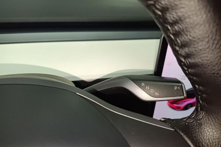 Tesla Model 3 2021 car image #14