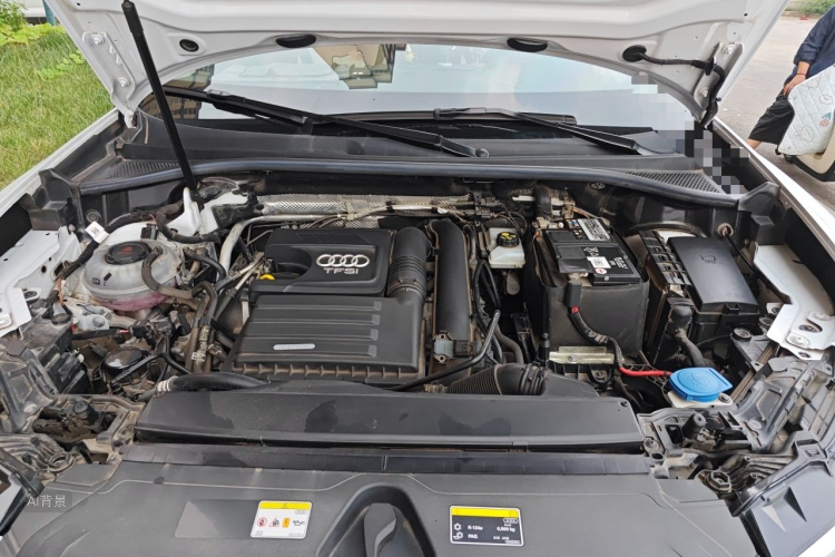 Audi Q3 2022 car image #22