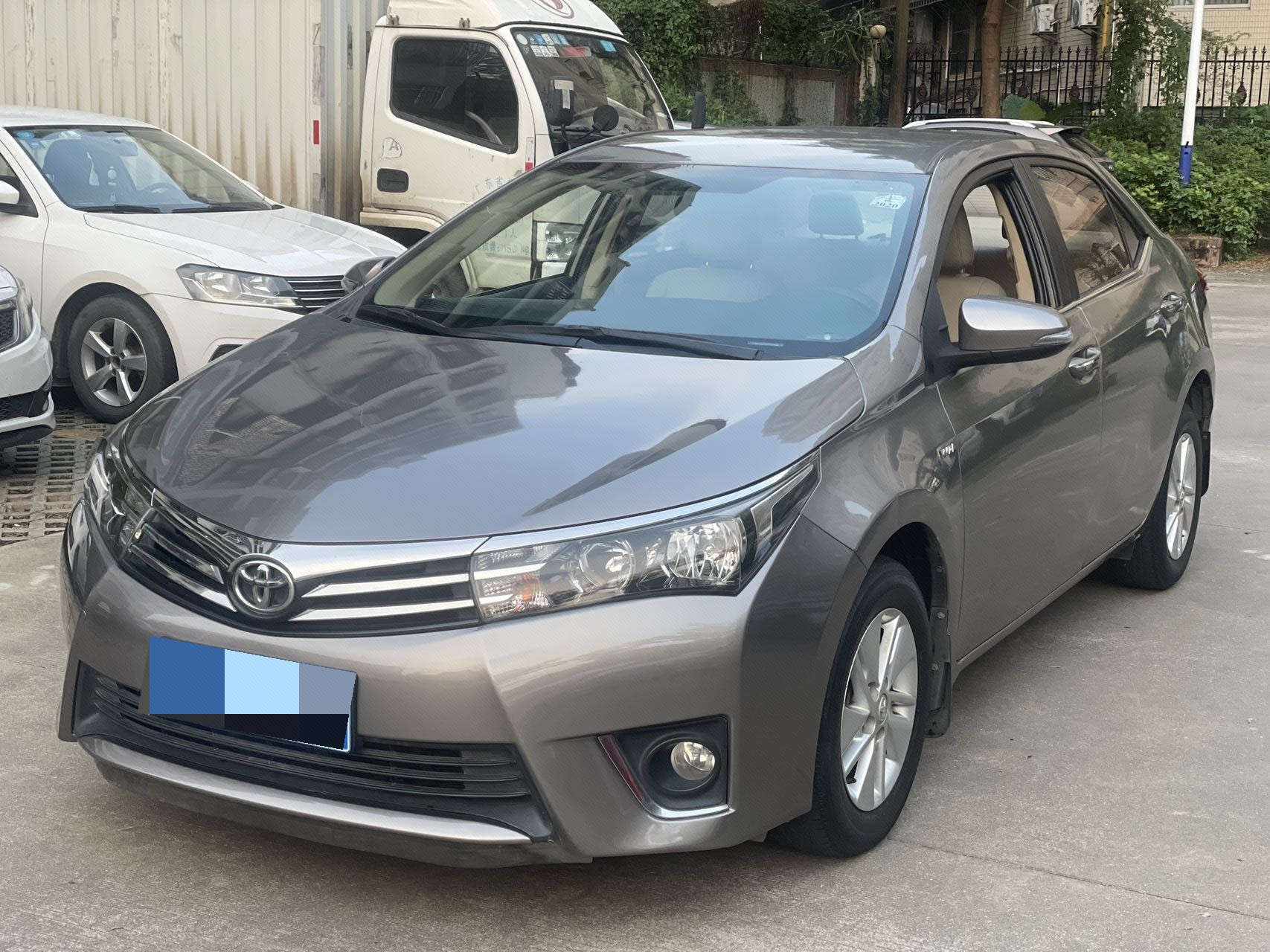 Toyota Corolla 2014 Toyota Corolla 2014 car image