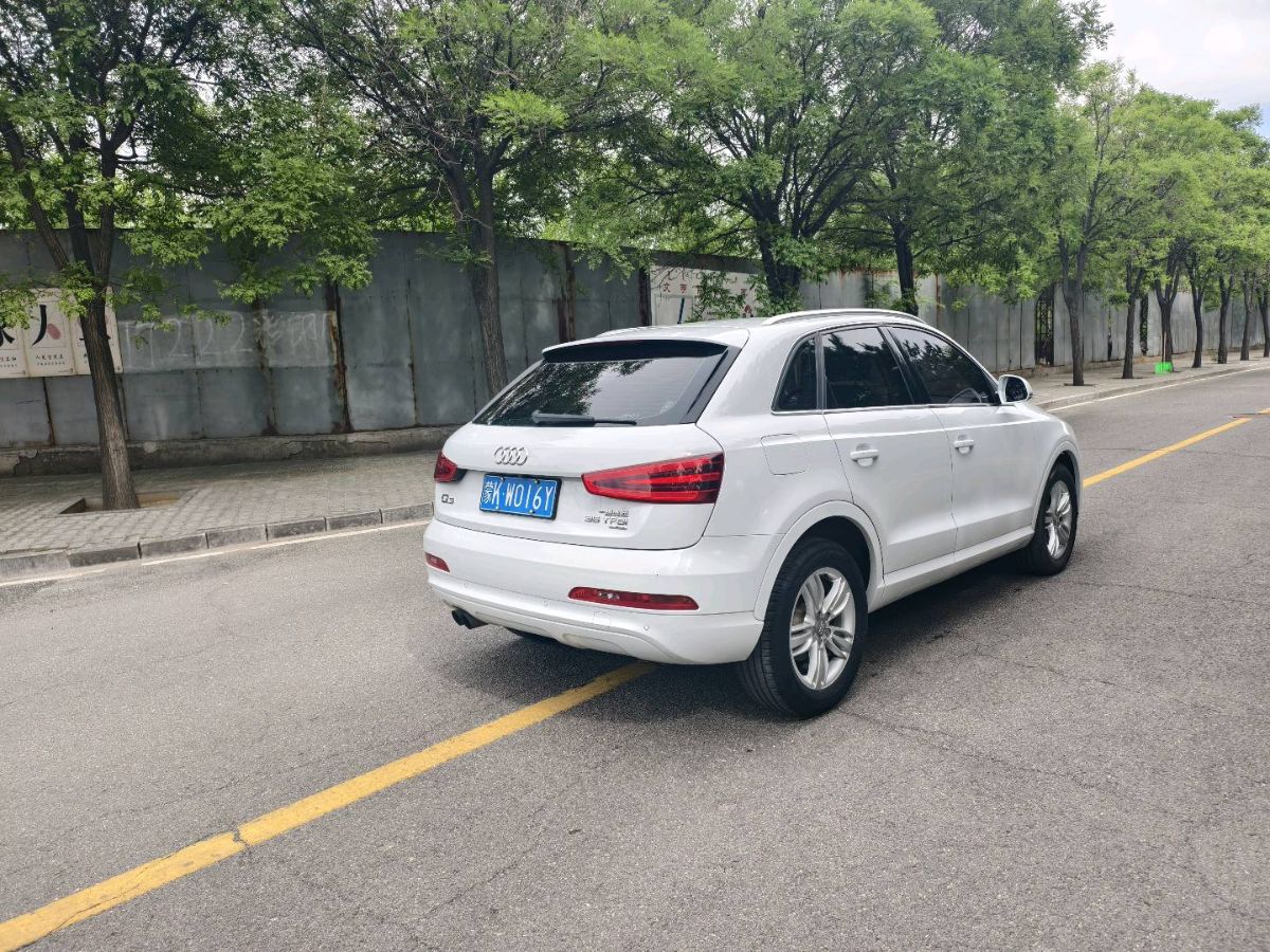 Audi Q3 2016 immagine di auto #4
