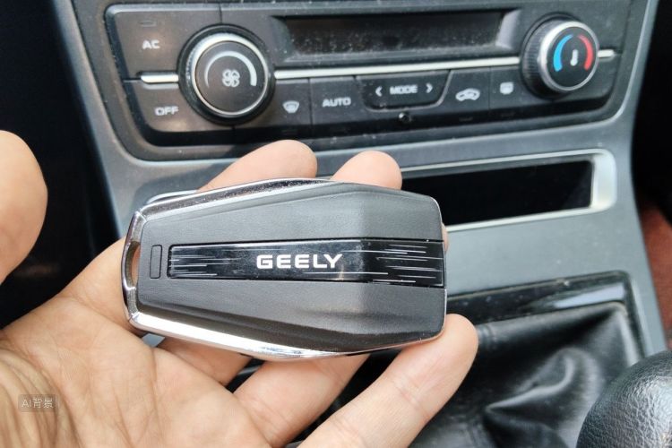 GEELY Emgrand 2020 #10 GEELY Emgrand 2020 car image #10