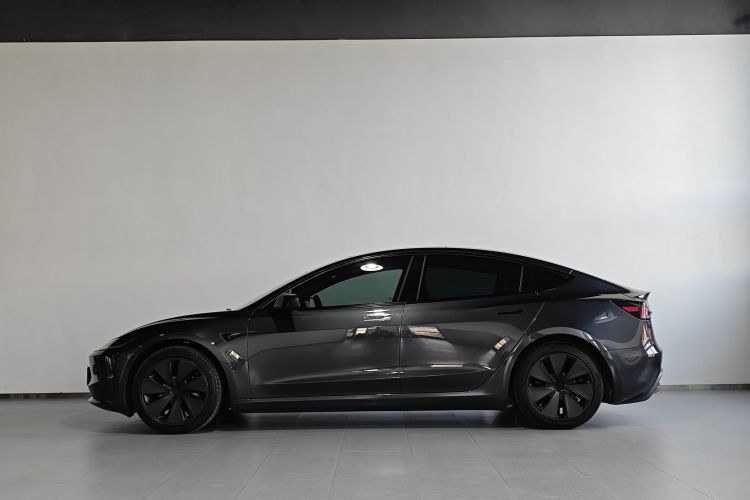 Tesla Model 3 2025 #5 Tesla Model 3 2025 car image #5