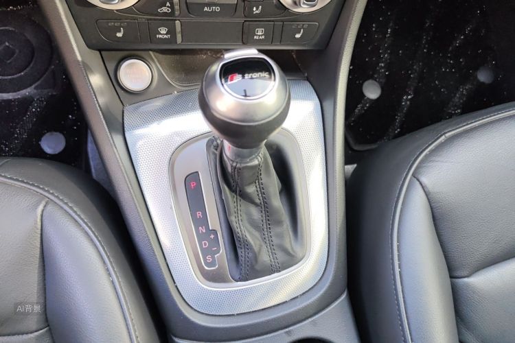 Audi Q3 2016 #16 Audi Q3 2016 car image #16