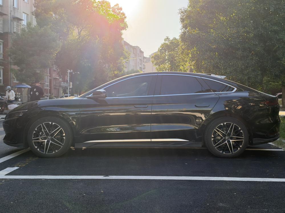 BYD Han 2025 imagen de coche #4