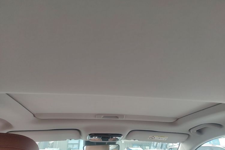 GEELY Emgrand 2025 car image #18