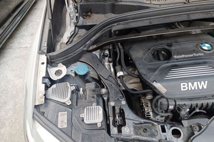 BMW X1 2019 #22 BMW X1 2019 immagine di auto #22