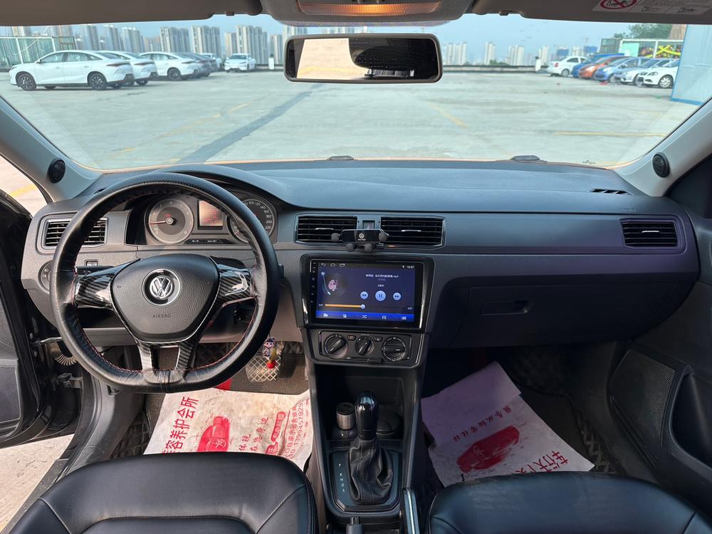 Volkswagen Santana 2019 car image #7