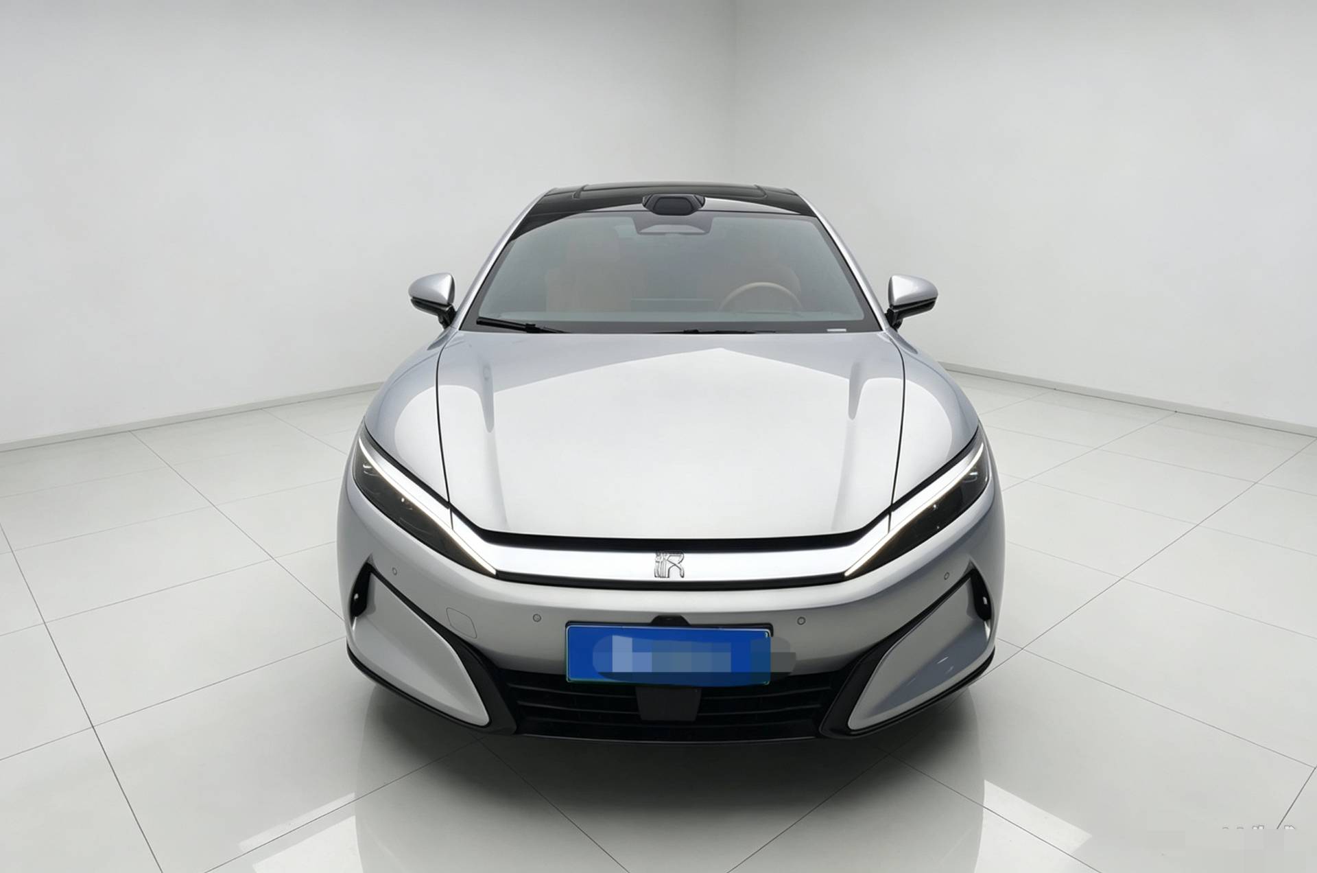 BYD HanL 2025 #2 BYD HanL 2025 car image #2