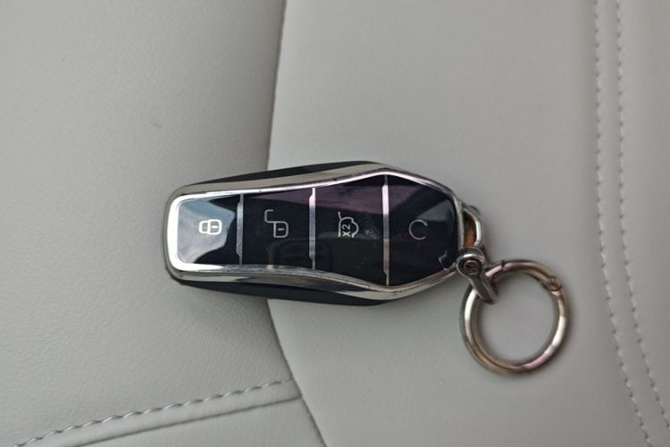 BYD Yuan Pro 2022 #9 BYD Yuan Pro 2022 car image #9