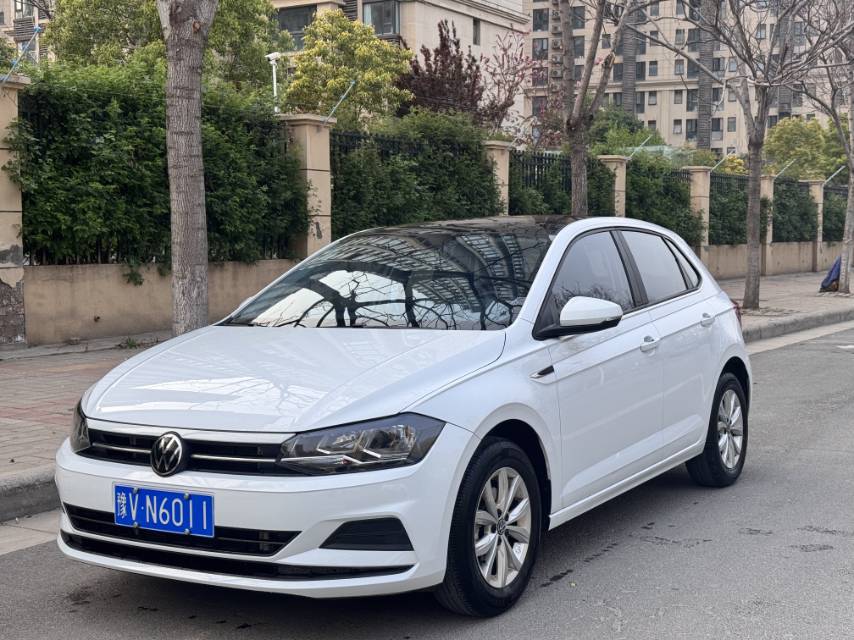 Volkswagen Polo 2023 car image 