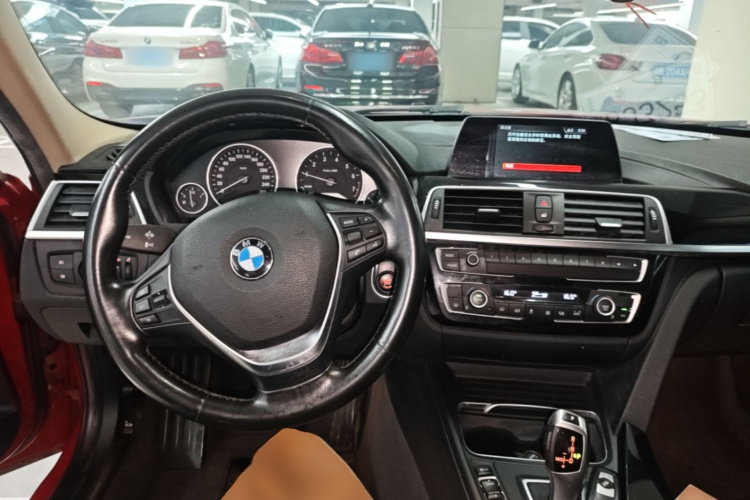 BMW 3 Series 2018 #11 BMW 3 Series 2018 car image #11