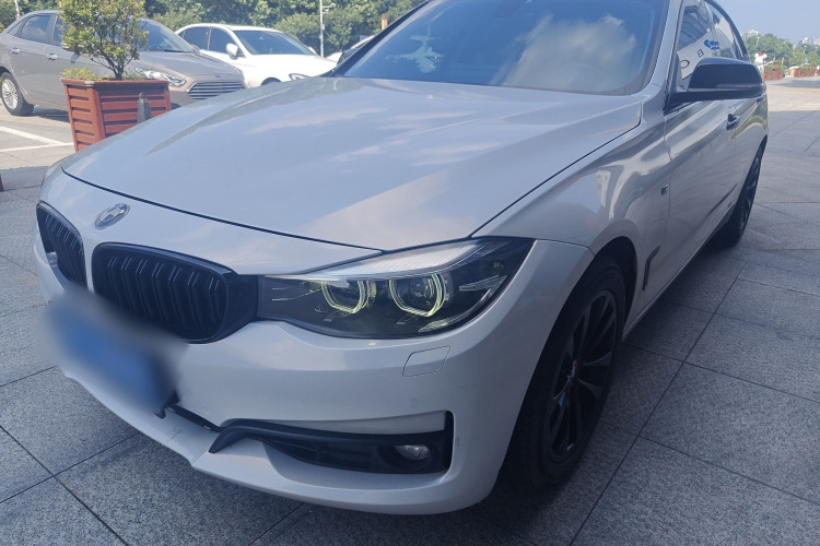 BMW 3 Series GT 2017 car image #2