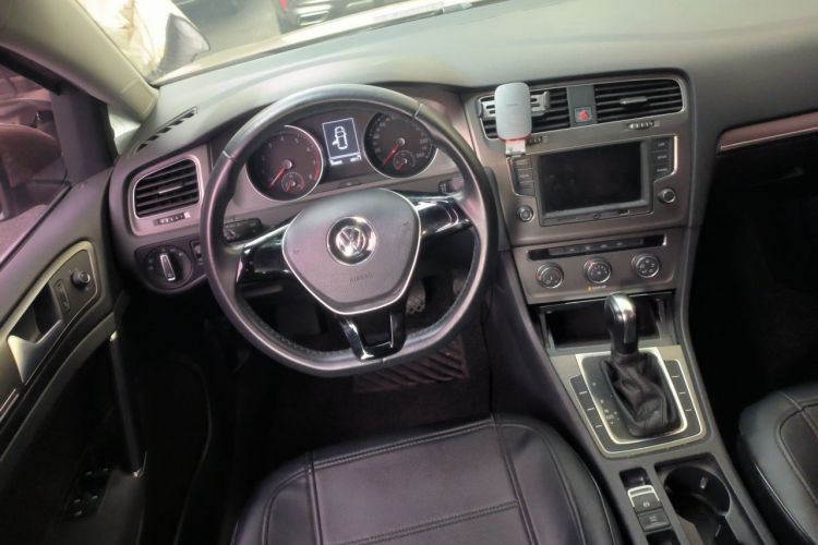 Volkswagen Golf 2017 #15 Volkswagen Golf 2017 car image #15
