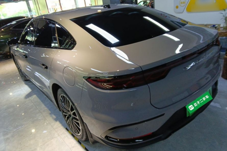 BYD Han 2024 car image #5
