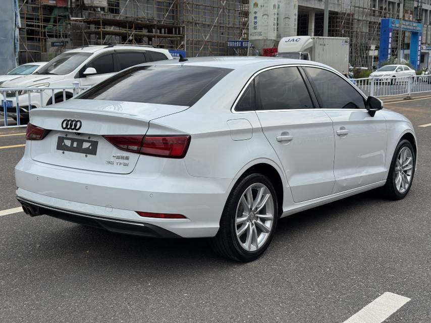 Audi A3 2019 car image #4