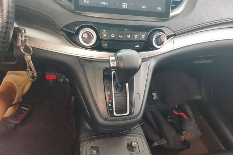 Honda CR-V 2017 #14 Honda CR-V 2017 car image #14