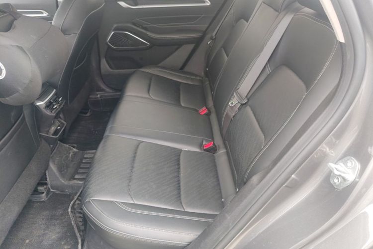 GEELY Emgrand 2023 car image #17