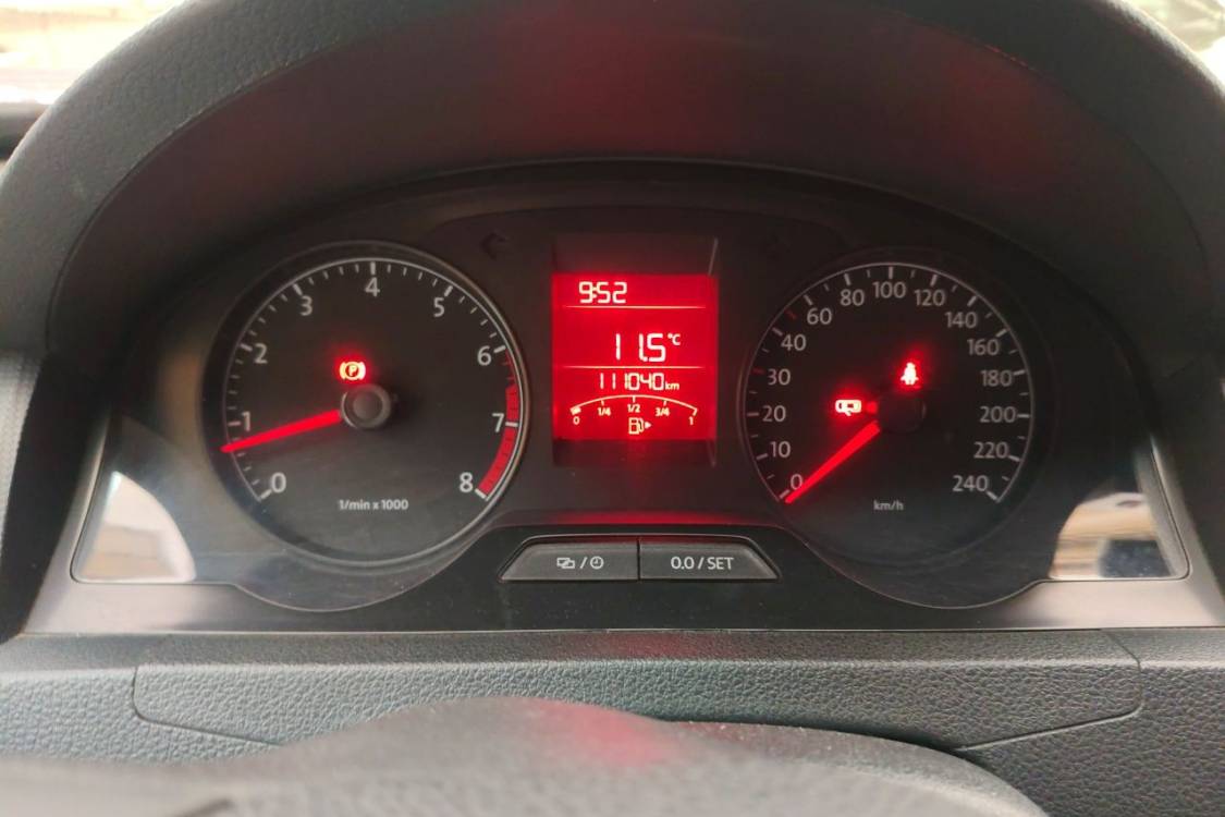 Volkswagen Santana 2015 car image #24