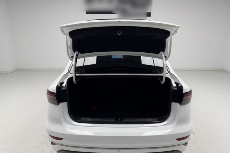 GEELY Emgrand 2023 car image #19