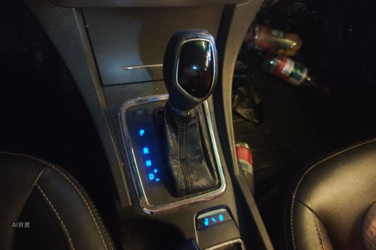 GEELY Emgrand 2016 car image #16