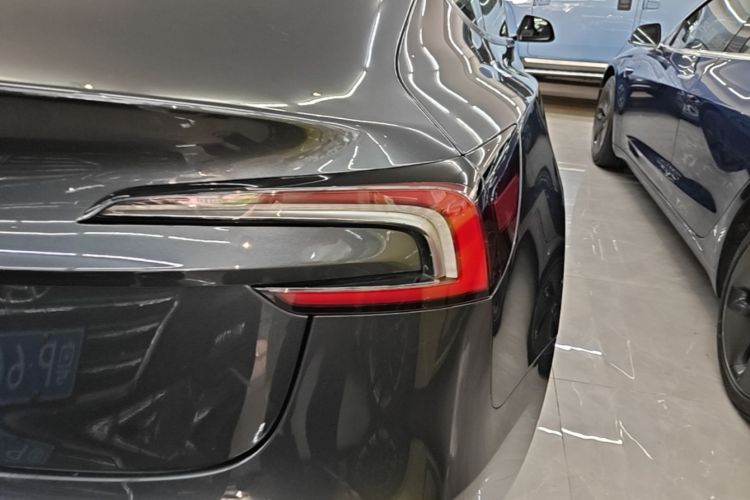 Tesla Model 3 2025 #8 Tesla Model 3 2025 car image #8