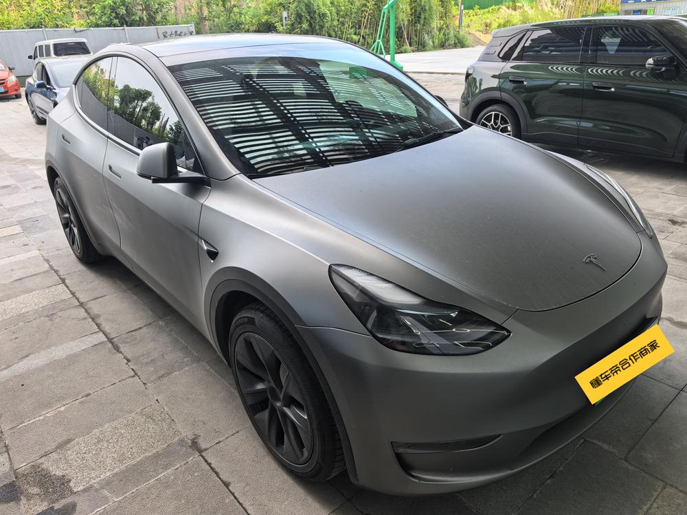 Tesla Model Y 2024 #3 Tesla Model Y 2024 car image #3