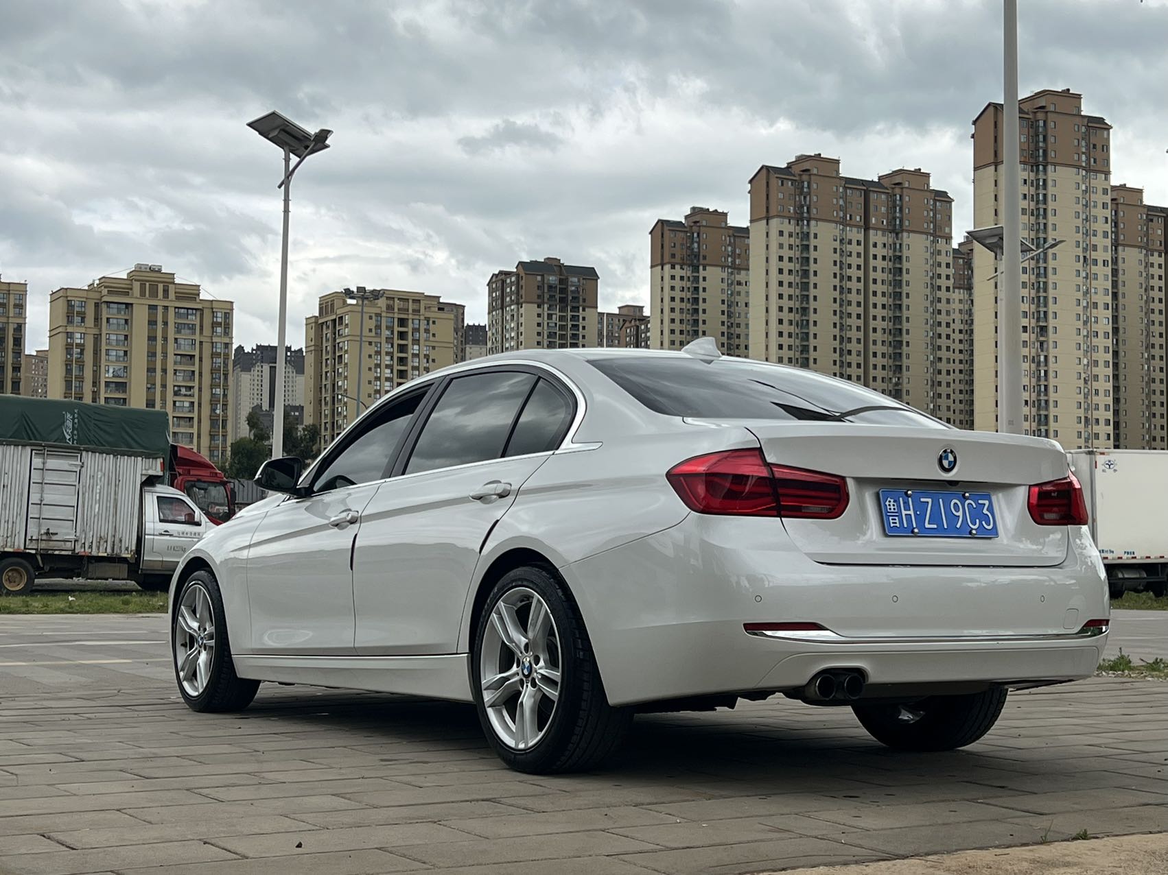 BMW 3 Series 2016 #9 BMW 3 Series 2016 car image #9