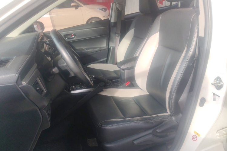 Toyota Corolla 2015 car image #15