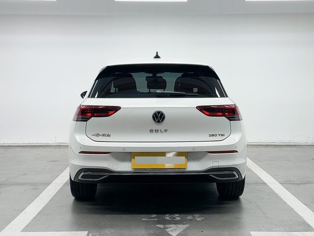 Volkswagen Golf 2024 #6 Volkswagen Golf 2024 صورة سيارة #6