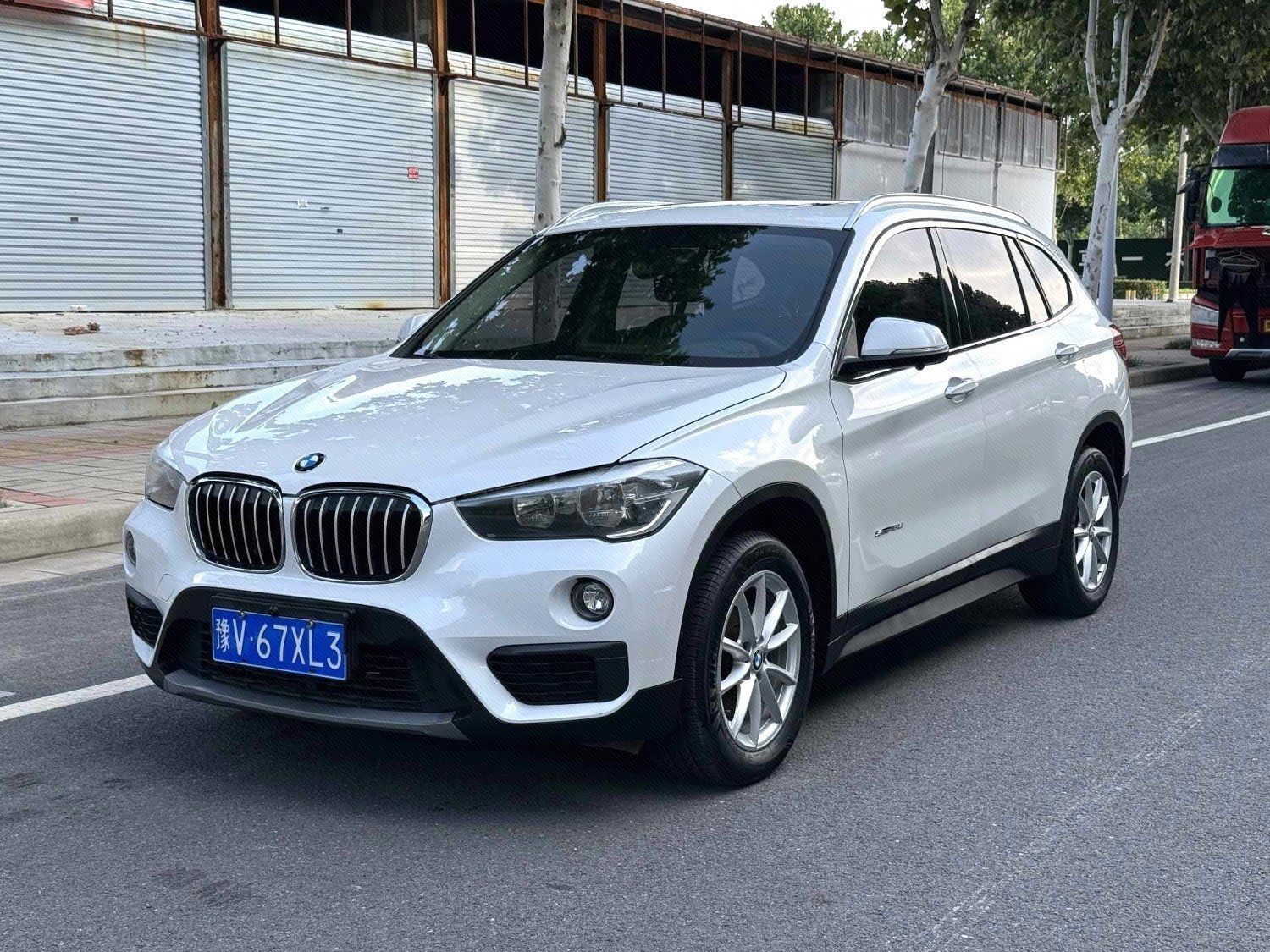 BMW X1 2017 BMW X1 2017 car image