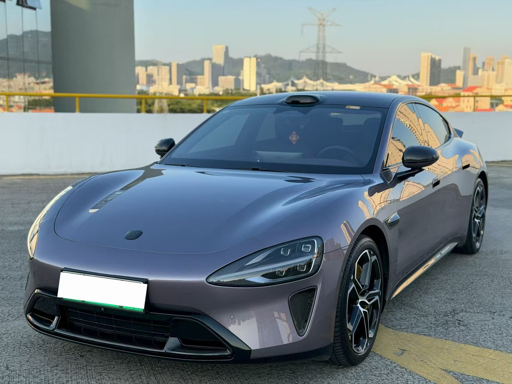 MI SU7 2024 car image 