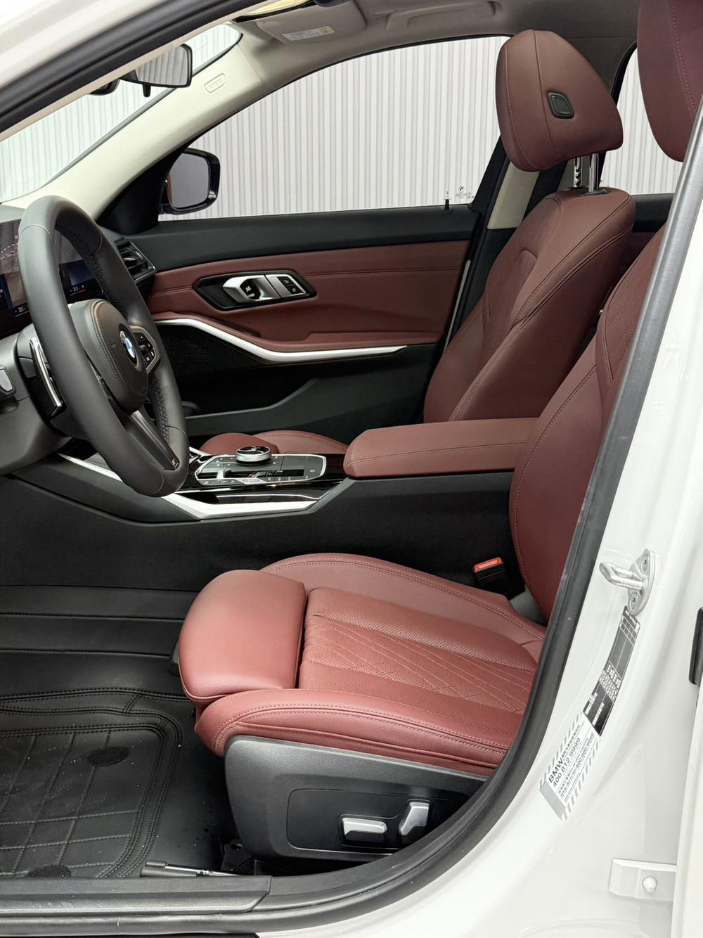 BMW 3 Series 2023 #18 BMW 3 Series 2023 car image #18