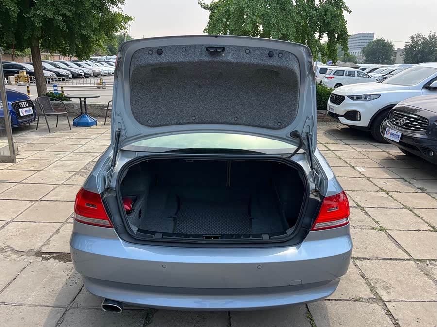 BMW 3 Series (Imported) 2009 car image #29