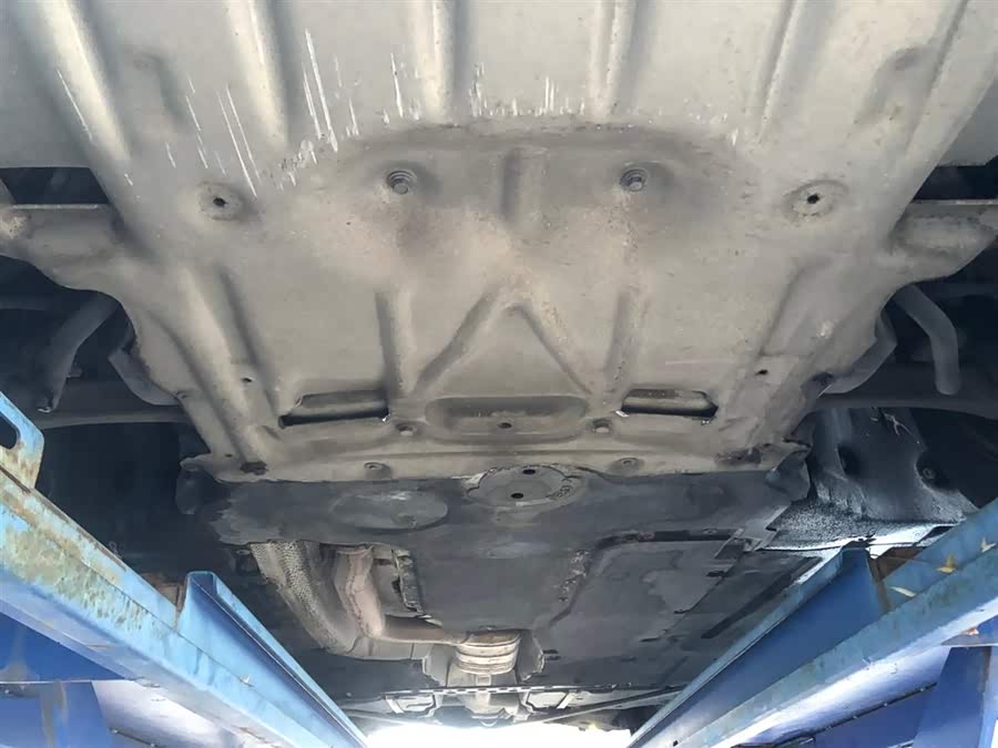 BMW 5 Series (Imported) 2014 car image #29