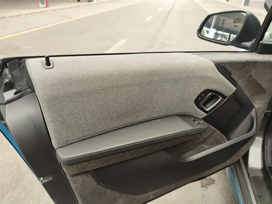 BMW i3 (Imported) 2018 car image #29