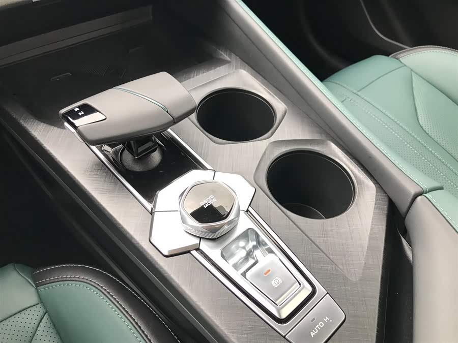 Changan UNI-V iDD 2024 #29 Changan UNI-V iDD 2024 car image #29