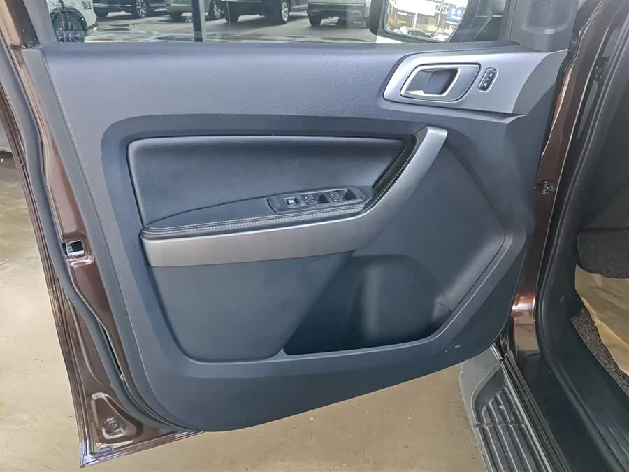 Ford Everest 2018 #29 Ford Everest 2018 car image #29