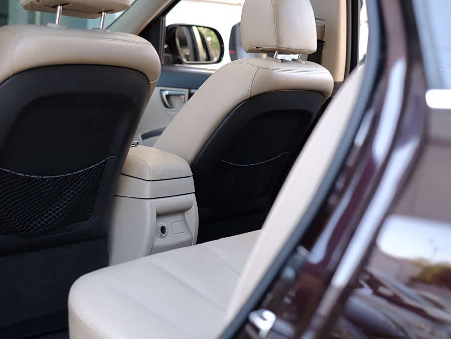 Hyundai Santa Fe Classic 2011 car image #29